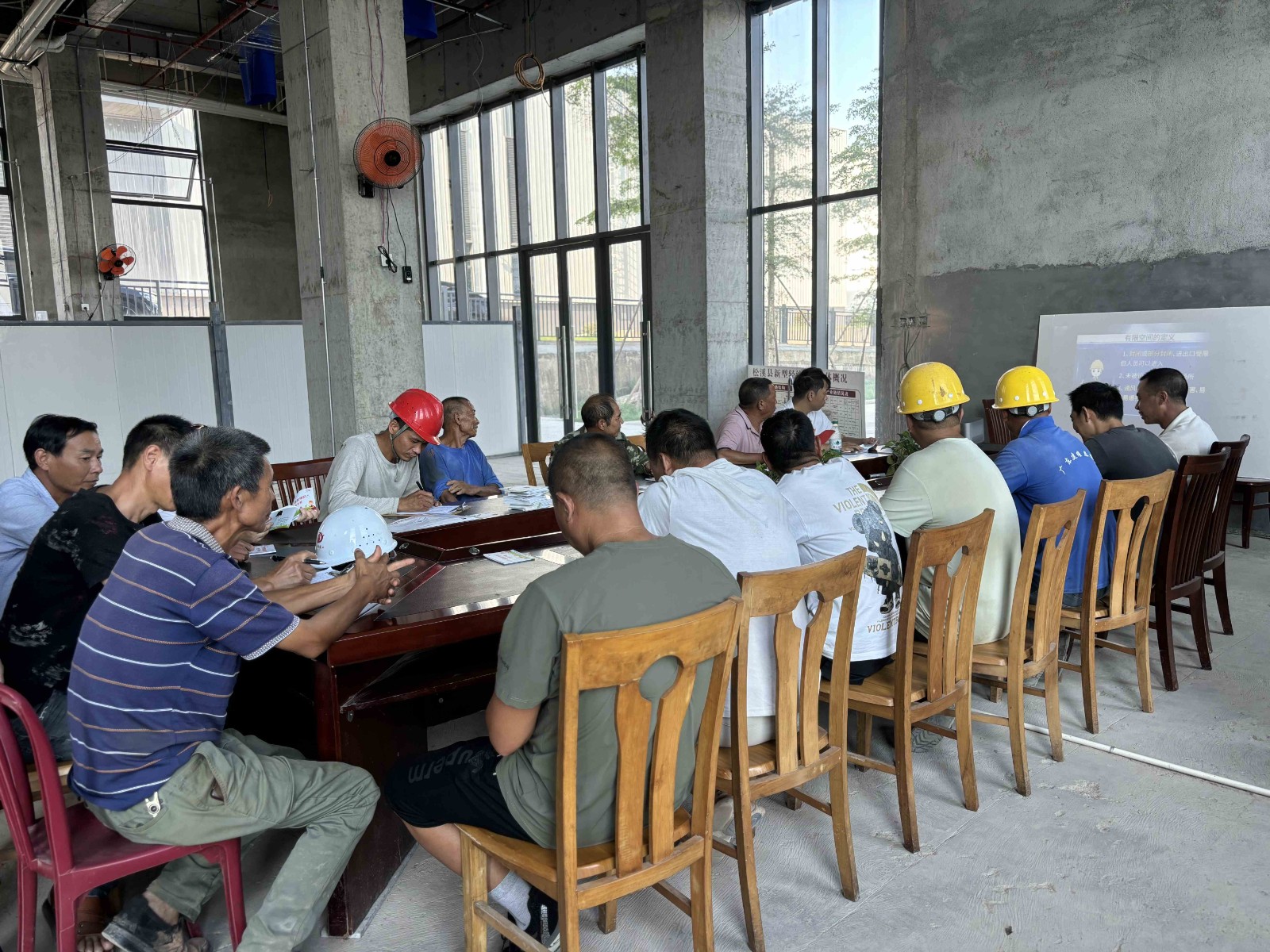 強化工傷預防培訓，織密安全防護網